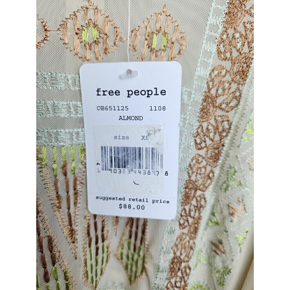 Free People OB651125 La Cienga Embroidered Tiered Ruffle Blouse Almond Sz XS NWT - Picture 6 of 9